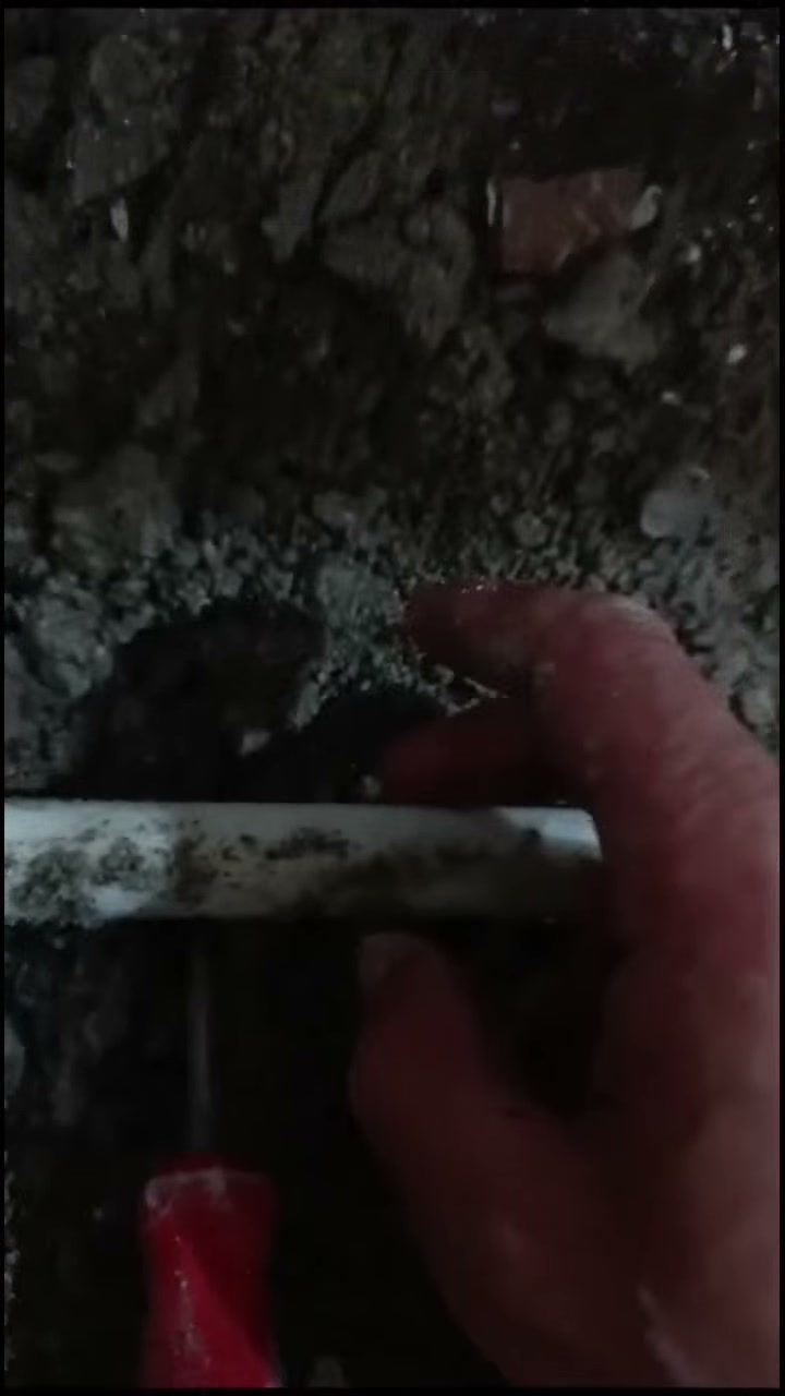 Sarıyer Tarabya Çatı Katı Su Kaçağı Tespiti | Kırmadan teşhis ve kontrollü açma